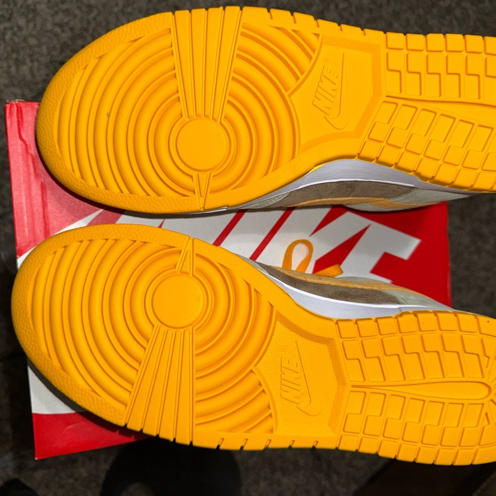 Nike dunks - Picture 3 of 4